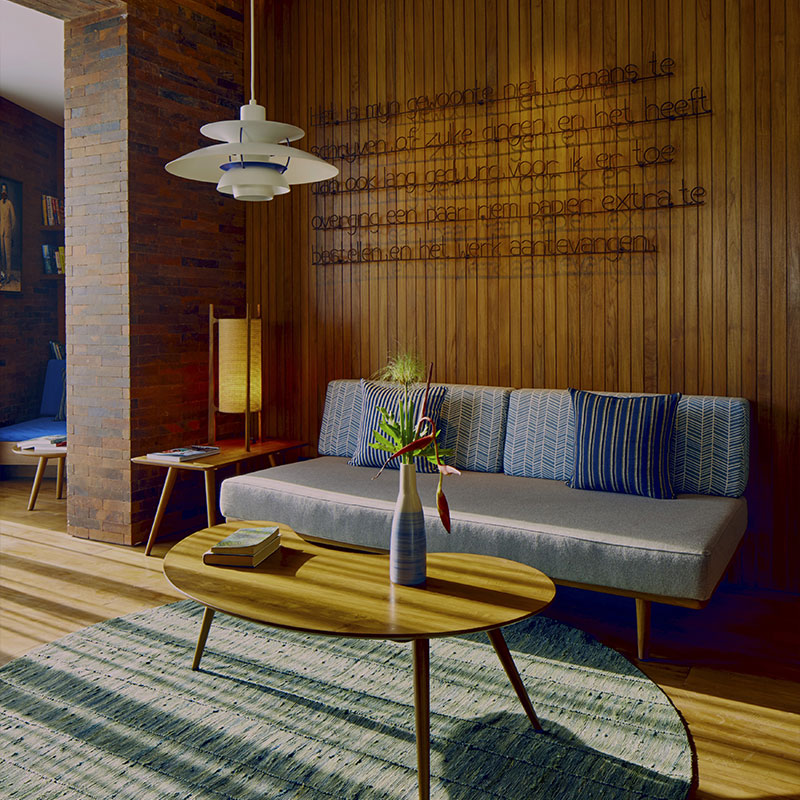 Island Suites