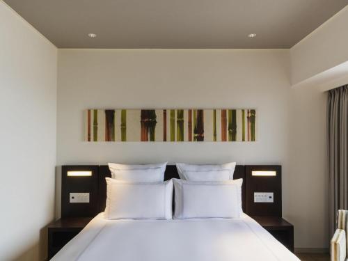 Grand King Room