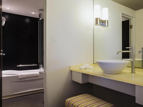 Grand King Room