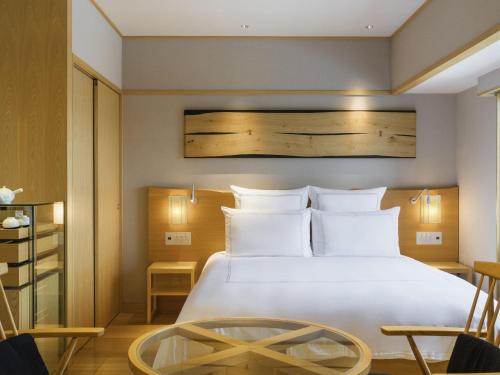 Waon Suite King