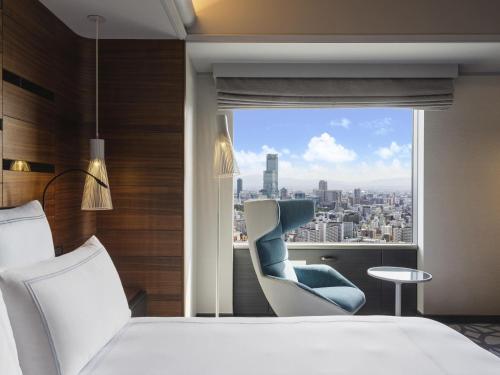 Prestige King Suite