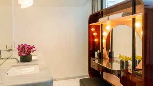 Double Room B2