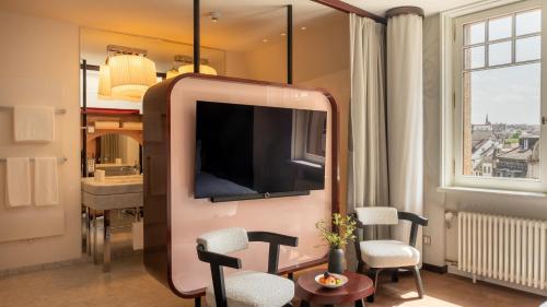 Double Room B2