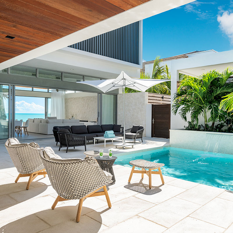 Four Bedroom Amuse Villa with Waterslide