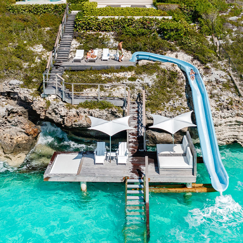 Four Bedroom Amuse Villa with Waterslide