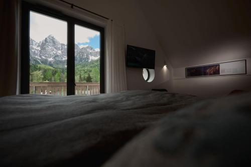 Deluxe Double Room with Mountain View