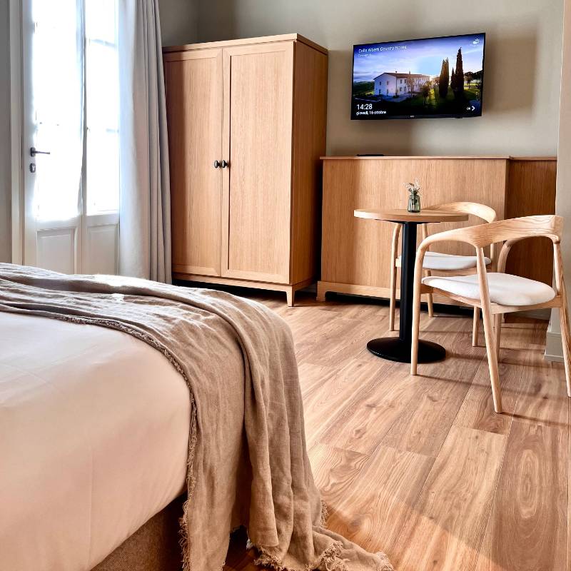 Small Standard Room