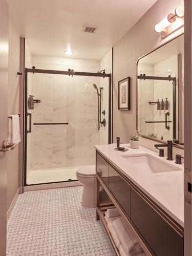 Double Queen Suite