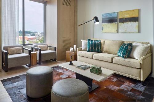 One-Bedroom King Suite with City View