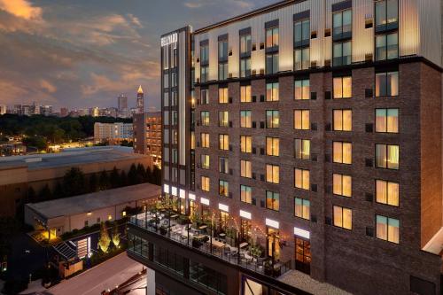 One-Bedroom King Suite with City View