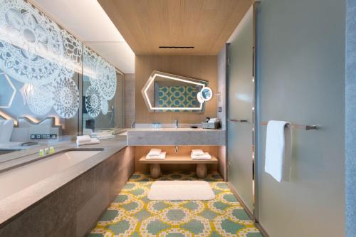 Premier Large Twin Room with Private Garden and Terrace