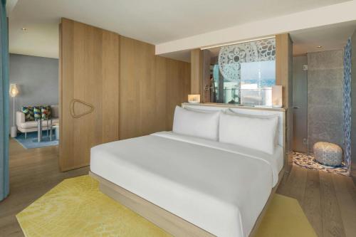 Premier Two-Bedroom Family Suite with Ocean View and Balcony