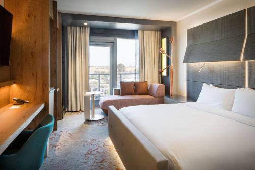 King Room with Balcony