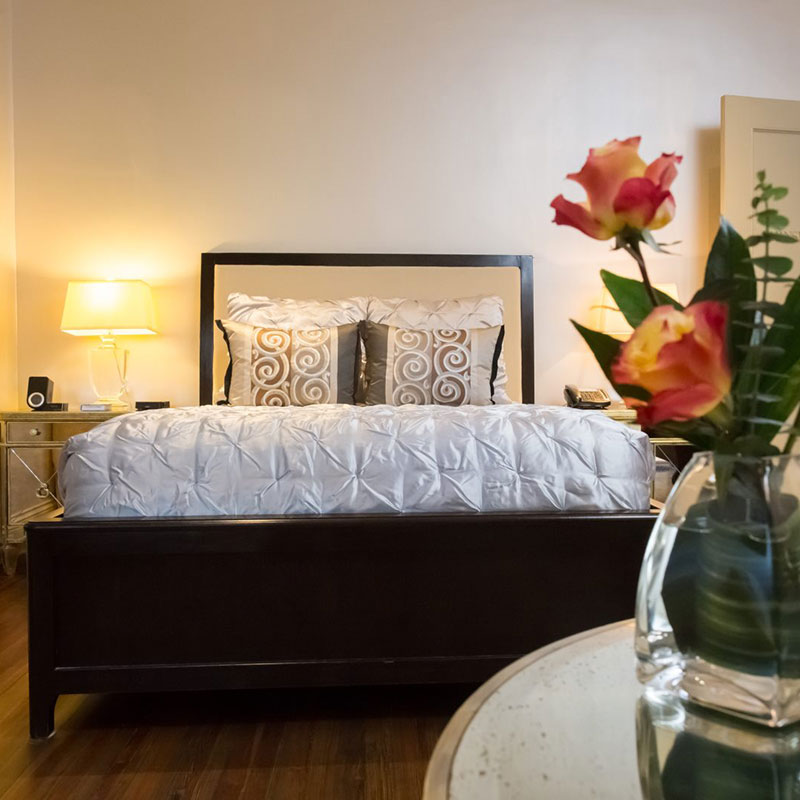 Farnsworth Room