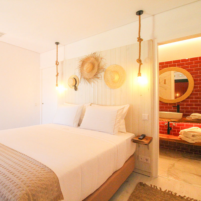 Double Standard Room - Courtyard View