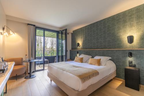 Double Room With Terrace