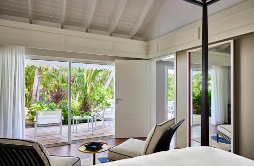 Hibiscus Suite
