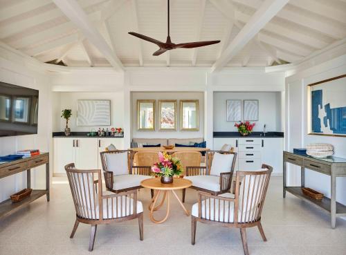 Lagoon Suite