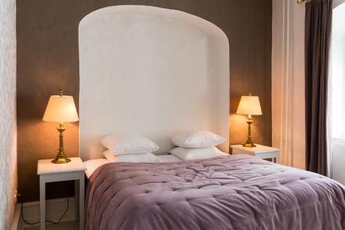 Small Castle Room