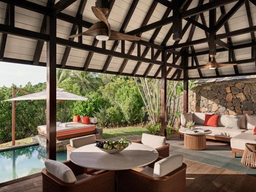Island Garden Pool Villa King Bed