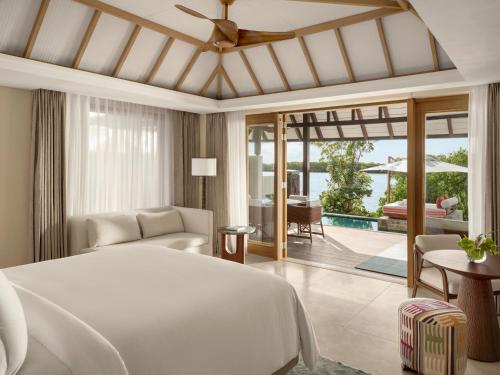 Island Garden Pool Villa King Bed