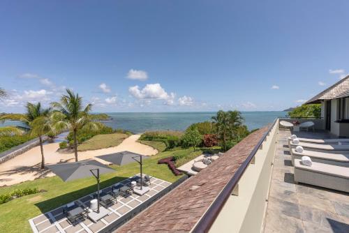Five Bedroom Oceanfront Residence with Pool