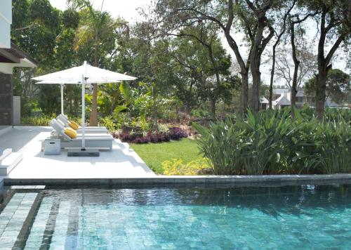Four Bedroom Premium Residence with Pool