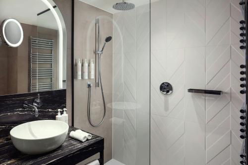 Junior Suite - M Club Lounge Access