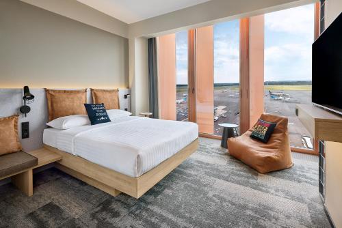 Standard Queen Room - Airfield