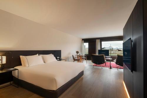 Executive Suite with Spa Access