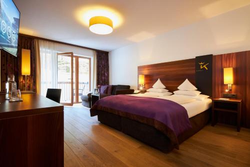 Double room with mountain view