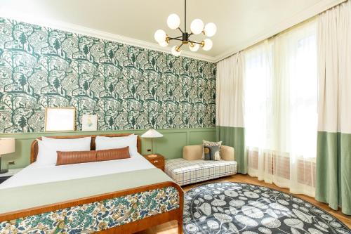 Remedy King Suite