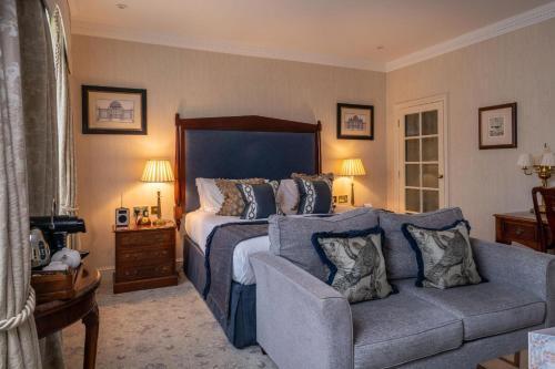 Manor Room with One Double Bed