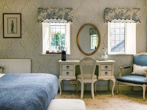 Manor Room with One Double Bed