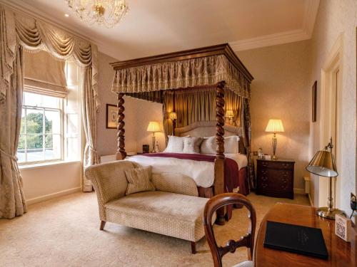 Grand Suite with One Double Bed