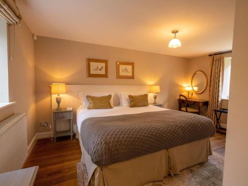 Three-Bedroom Country Cottage