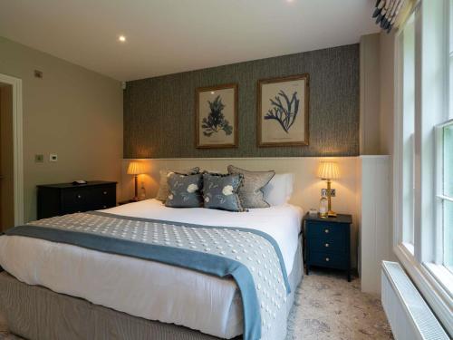 Three-Bedroom Grand Cottage