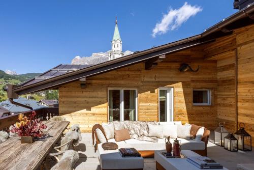 Suite with Mountain View