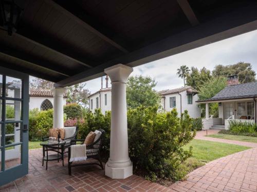 Garden Bungalow