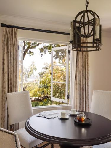 Superior Suite (Camellia)