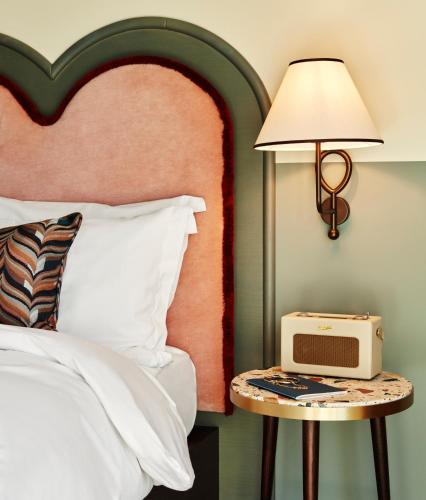 Standard Double Room (City View)