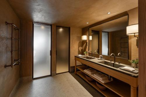 Double room with mountain view