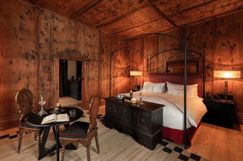 King Room with Mountain View