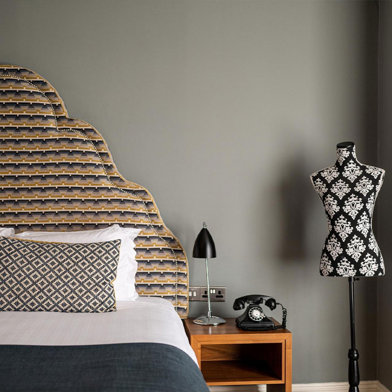 Boutique Room