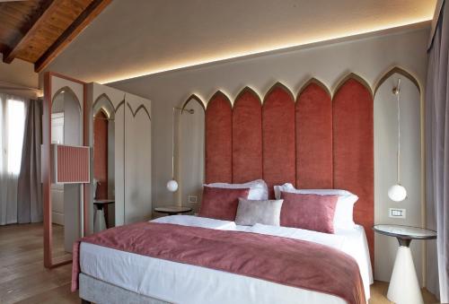 Superior Suite with Spa Bath