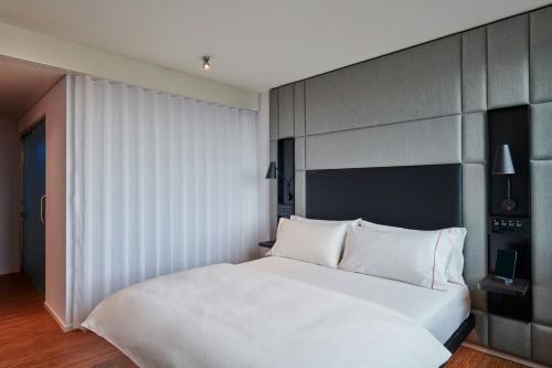 King Room Accessible