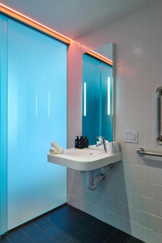 King Room Accessible