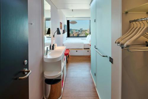 King Room with Premium View