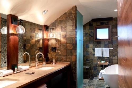 Queen Suite