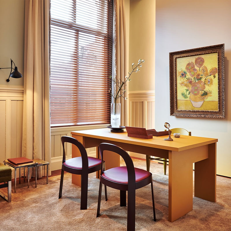 Van Gogh Museum Suite